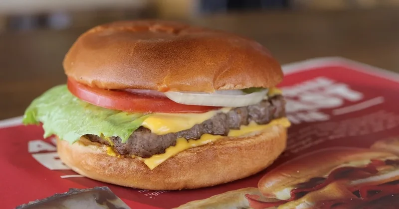 McDonald s’ın rakibi küçülmeye gidiyor: 350 şubesini kapatacak Sözcü Gazetesi