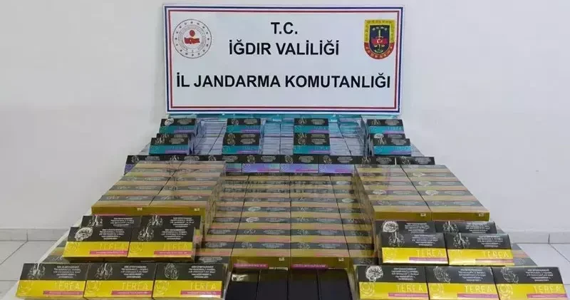 Piyasa değeri 4 milyon lira olan 3 bin elektronik sigara ve kaçak telefon ele geçirildi