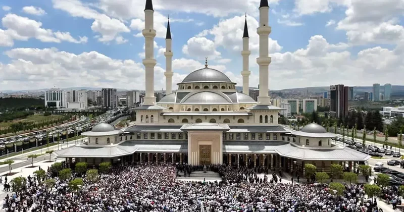 Külliye den iftar yayını