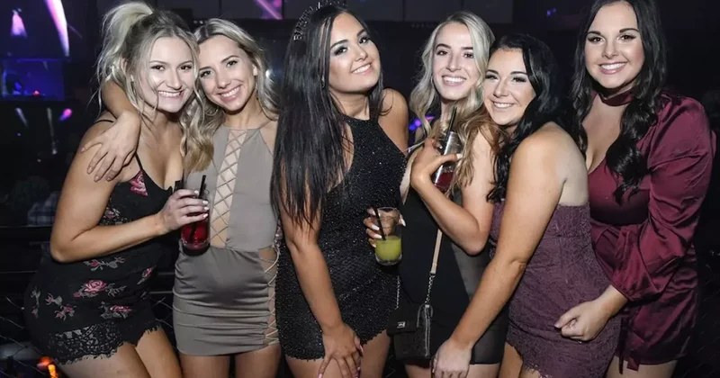 Sevgililer Günü için bin 500 TL ye erkek arkadaş kiralıyorlar