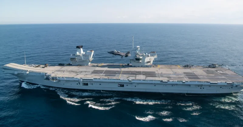 İngiltere, Grönland açıklarına uçak gemisi filosu gönderiyor Sözcü Gazetesi