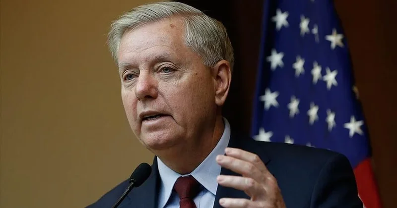 Trump ın yanında ayırmadığı Graham: Bırak bu işleri, S. Arabistan Sözcü Gazetesi