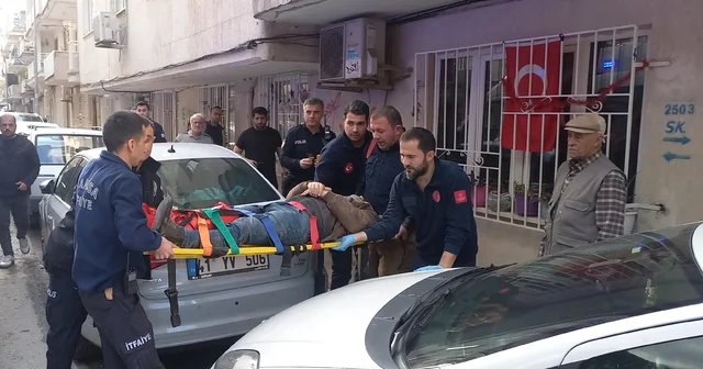 Manisa da apartman boşluğuna düşen kişi yaralandı Manisa Haberleri