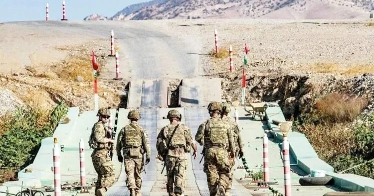 ABD Suriye’den çekiliyor mu