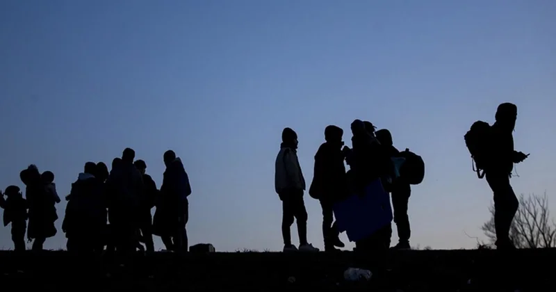 16 düzensiz göçmen yakalandı! Sözcü Gazetesi