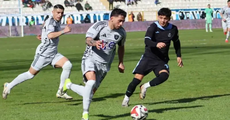 Erzurumspor un acıması yok! 7 golle zirveyi teslim aldılar: Gözler şimdi yarında