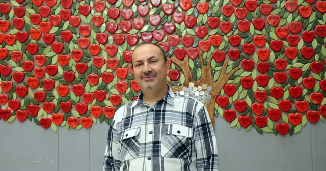 Kalp nakliyle 12 yıldır sağlıklı yaşıyor Nakilden 7 yıl sonra ikinci evliliğini yapan 54 yaşındaki adam, yeni hayatını mutlu bir şekilde sürdürüyor Antalya Haberleri