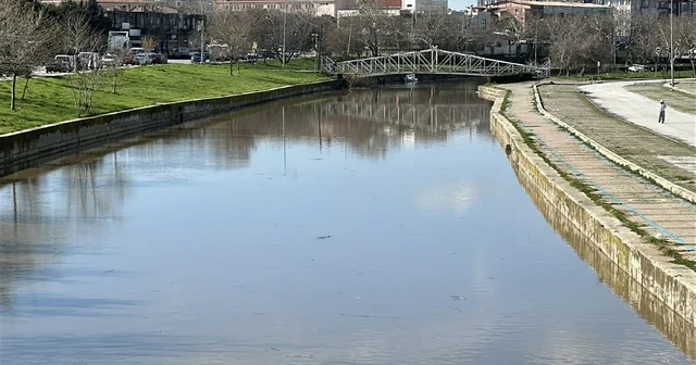 Atikhisar Barajı doldu, kontrollü su bırakılmaya başlandı Çanakkale Haberleri