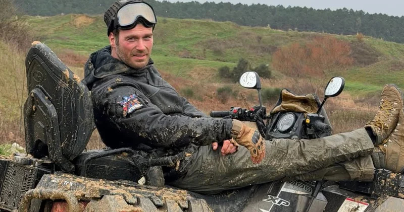 Kıvanç Tatlıtuğ dan ATV pozu Magazin haberleri