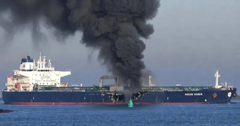 Yunan bandıralı bir petrol tankerinin Rusya sularında vurulduğu bildirildi