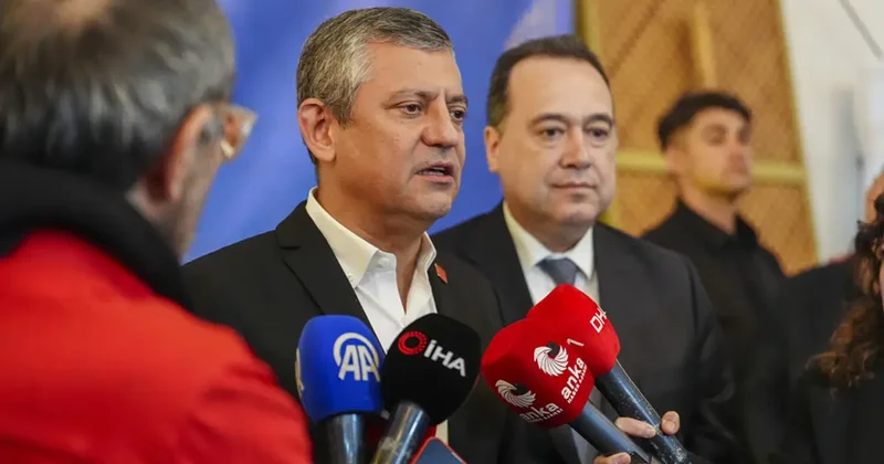 CHP Genel Başkanı Özel den gözaltı tepkisi: Onu elimizden kimse alamayacak