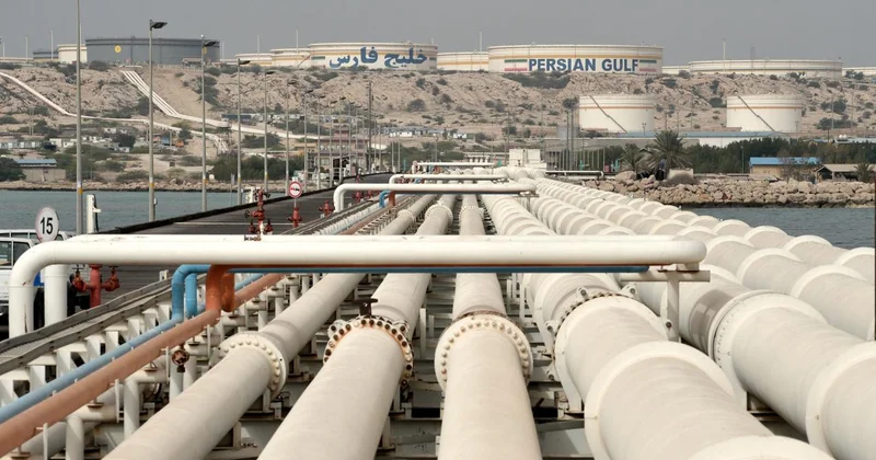 Fars Haber Ajansı: Hark Adası nda petrol altyapısı zarar görmedi