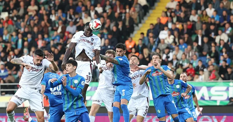 TRABZONSPOR ÇAYKUR RİZESPOR CANLI Fırtına, Rizespor u konuk ediyor! İşte Fatih Tekke nin 11 i...