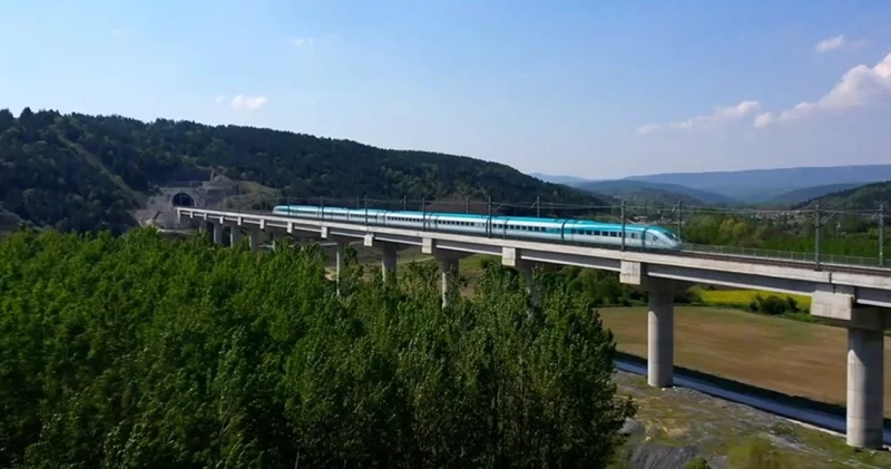 Bakan Uraloğlu, bugüne kadar yaklaşık 110 milyon yolcunun YHT ile seyahat ettiğini bildirdi İş Yaşam Haberleri
