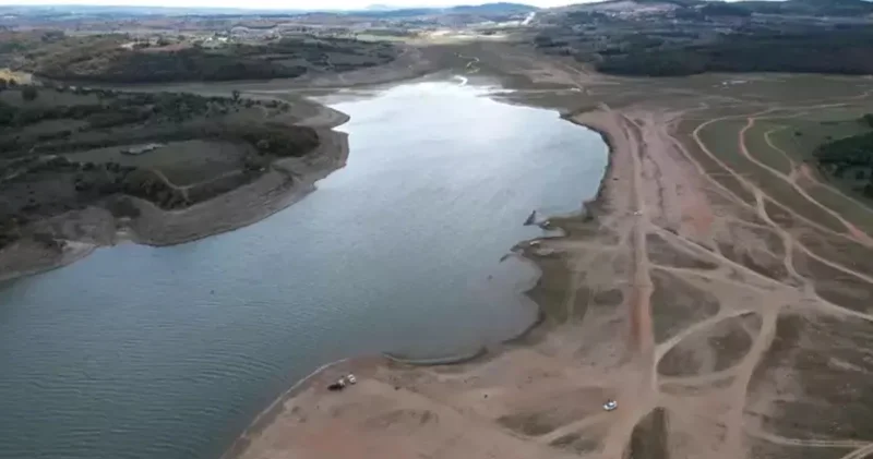 İstanbul da baraj oranları yeniden düşüyor: Su azalıyor