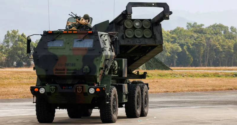 NYT: Bahreyn deki ABD yapımı fırlatıcıdan İran a füze ateşlendiği görülüyor Dış Haberler