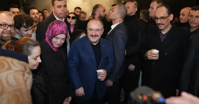 MİT Başkanı Kalın ve AK Parti Bursa Milletvekili Varank ve sahuru vatandaşlarla yaptı VİDEO İZLE