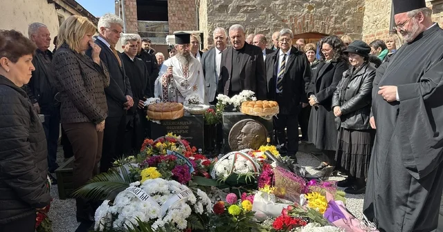 Edirne de Sveti Georgi Kilisesi papazı Çıkırık, ölümünün 3 üncü yılında ayinle anıldı Edirne Haberleri