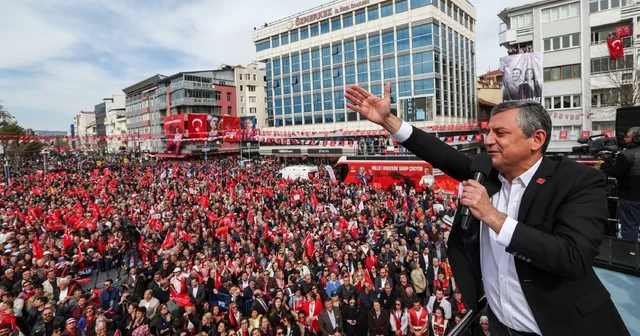 Özgür Özel: Omuz omuza iktidara yürüyoruz Uşak Haberleri