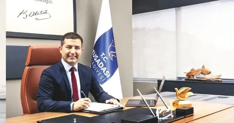 Kuşadası’nda Başkan’a gözaltı