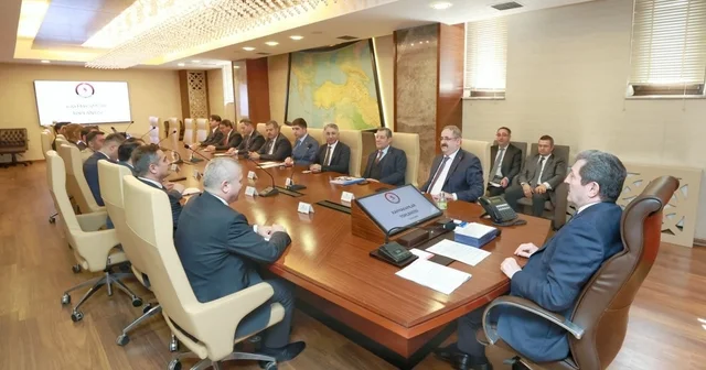 Kaymakamlar toplantısı: Bayram güvenliği, göç, tarım ve şehir düzeni görüşüldü Samsun Haberleri