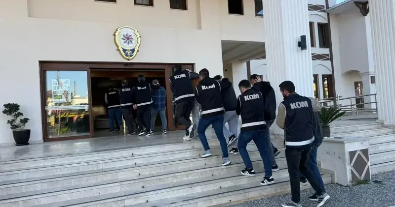 Muğla merkezli 12 ilde dolandırıcılık operasyonu: 4 zanlı yakalandı 15 Temmuz Darbe Girişimi Haberleri