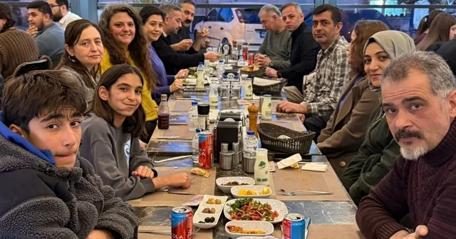 Burhaniye de Adalet Sen üyelerine iftar verdi Balıkesir Haberleri