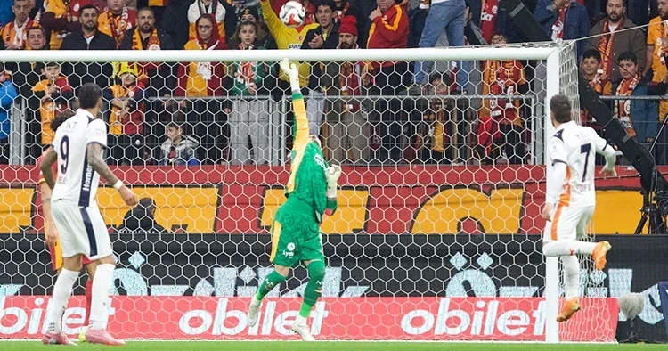 Uğurcan Çakır dan fair play örneği!