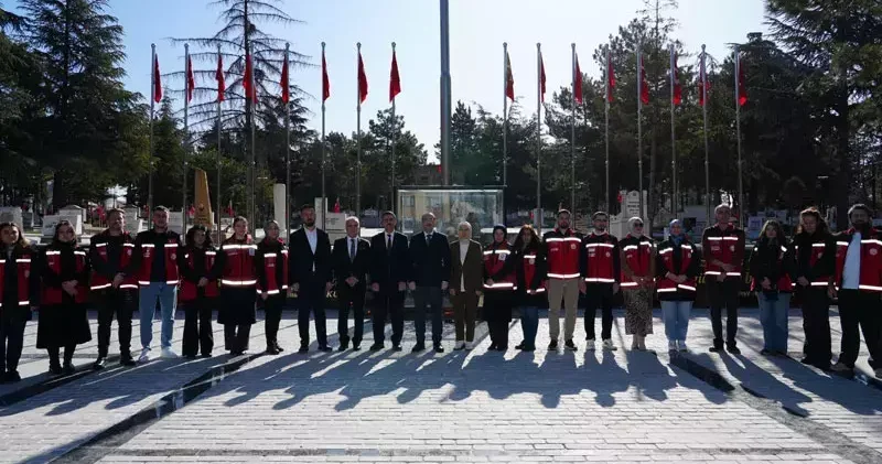 Aile ve Sosyal Hizmetler Bakanlığı ndan Ankara da şehitlik ziyareti