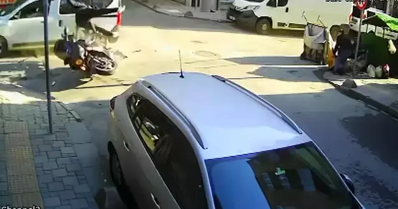 Esenler de yine aynı noktada kaza; 1 i çocuk 2 yaralı