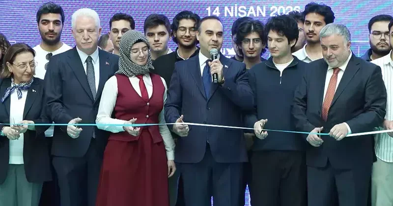 Bakan Kacır Marmara Üniversitesi Milli Teknoloji Atölyesi Açılış Töreni ne katıldı