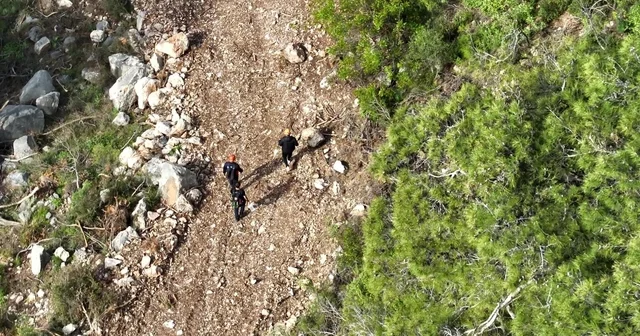 Yürüyüşe çıktığı dağlık alanda kayboldu: AFAD ekiplerince dronla bulundu Antalya Haberleri