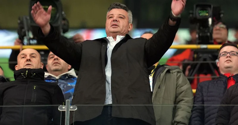 Saran çıldırdı: Takımı paraya boğacak