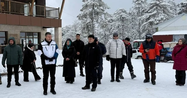 Murat Dağı nda rekorlarla dolu sezon sona erdi Tesislerde kayak sezonu kapanırken, geride on binlerce ziyaretçinin ağırlandığı unutulmaz anlar kaldı Kütahya Haberleri