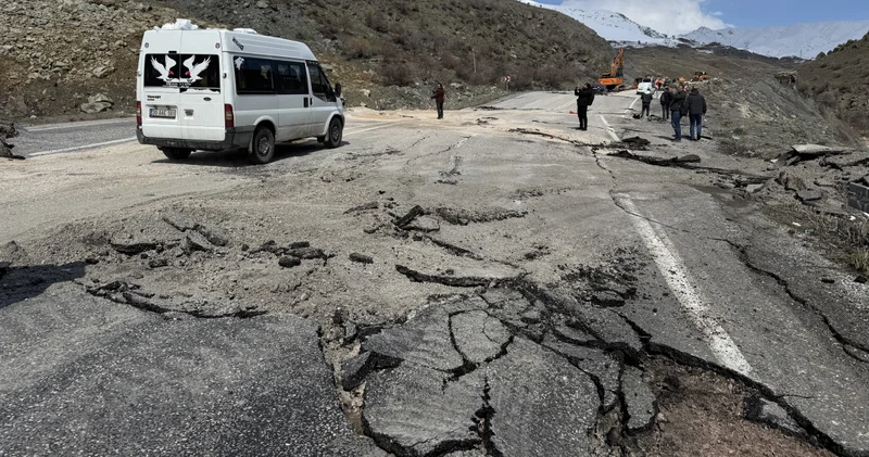 Heyelan, 200 metrelik alanı etkiledi! Son dakika haberleri