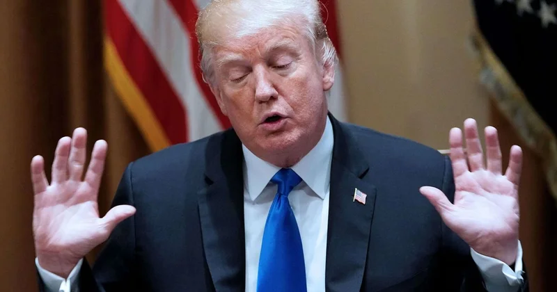 Trump, kendisinin Hazreti İsa gibi tasvir edildiği görseli sildi