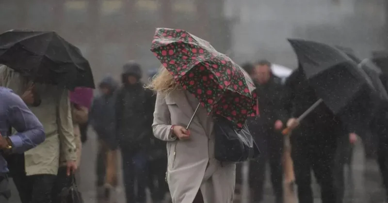 SON DAKİKA HAVA DURUMU! Meteoroloji den 45 il için sağanak uyarısı! O tarihlerde sıcaklıklar çakılacak! Hafta sonu plan yapanlar dikkat