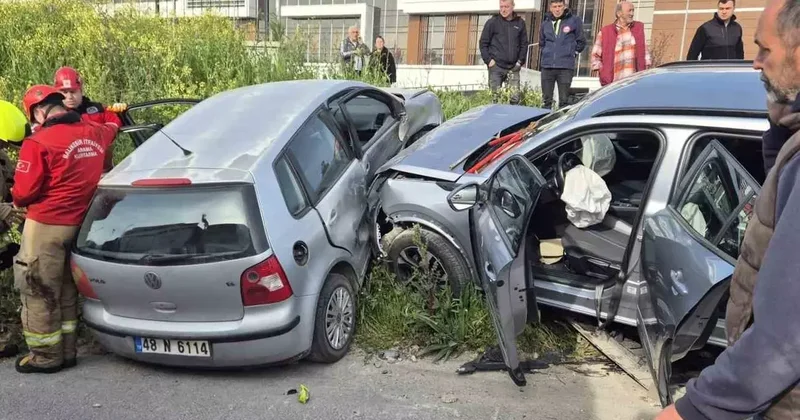 Susurluk’ta trafik kazası: 4 kişi yaralandı