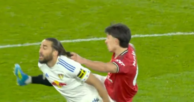 Geceye damga vuran kırmızı kart! Hakem tereddüt etmedi