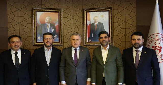 Karabük heyeti Gençlik ve Spor Bakanı Bak ile görüştü Karabük Haberleri