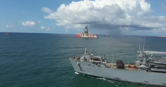 Enerji filosuna çelik kalkan: Türk donanması Somali de görev yapacak Çağrı Bey i çembere aldı VİDEO İZLE