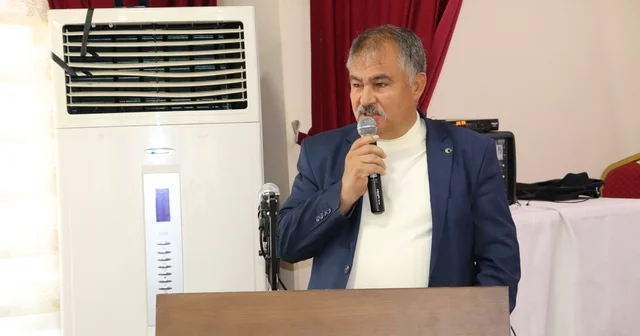 Ata tohumlarının kırsal kalkınmadaki rolü Beyağaç ta konuşuldu Beyağaç ta Ata Tohumu ve Kırsal Kalkınma konferansı düzenlendi Denizli Haberleri