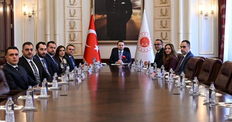 Adalet Bakanı Gürlek, Türk Hukuk Enstitüsü heyetini kabul etti