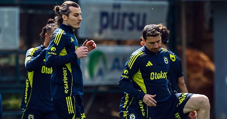 Fenerbahçe de Mert Hakan Yandaş idmana çıktı!