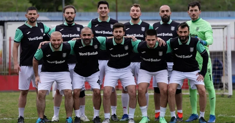 Şampiyon Yeni Şafak tan farklı başlangıç: Rakibini gole boğdu Futbol Haberleri
