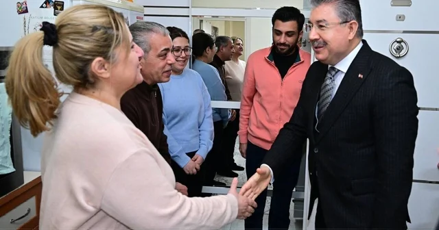 Eskişehir Valisi Yılmaz, depremzede aileyi ziyaret etti Eskişehir Haberleri