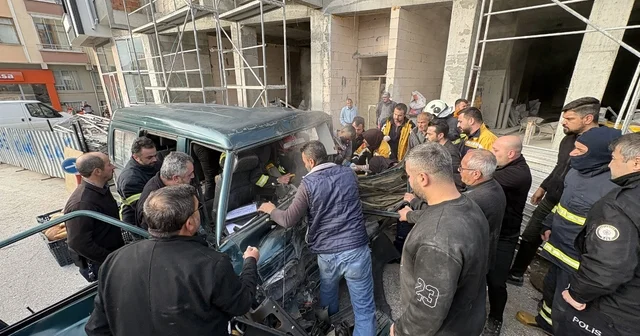 Kastamonu da ekmek taşıyan fırın araçları çarpıştı: 3 yaralı Kastamonu Haberleri