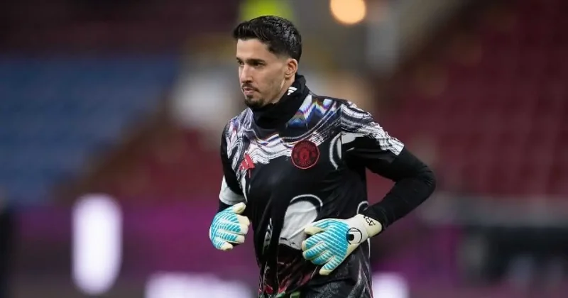 Anlaşma sağlandı! Altay Bayındır, Süper Lig e geliyor