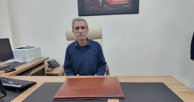 Gediz de 26 yıldır nüfus müdürlüğü yapan Naci Özdemir emekli oldu Kütahya Haberleri