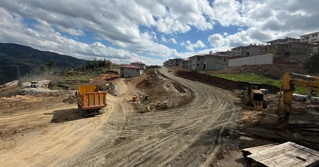 Onikişubat Belediyesi nden 11 kırsal mahallede ulaşım yatırımı seferberliği Kahramanmaraş Haberleri